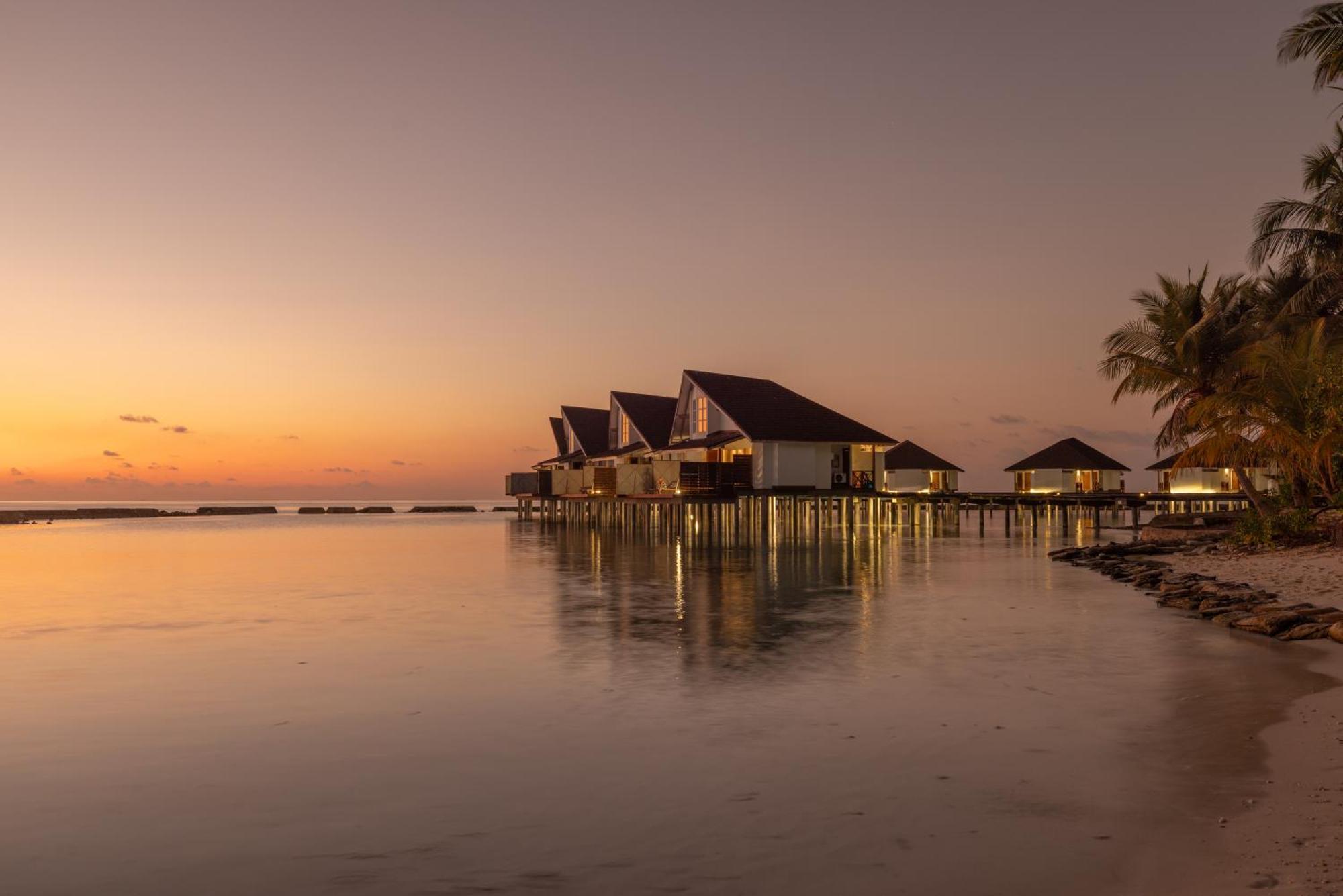 Ellaidhoo Maldives By Cinnamon Hangnaameedhoo Esterno foto