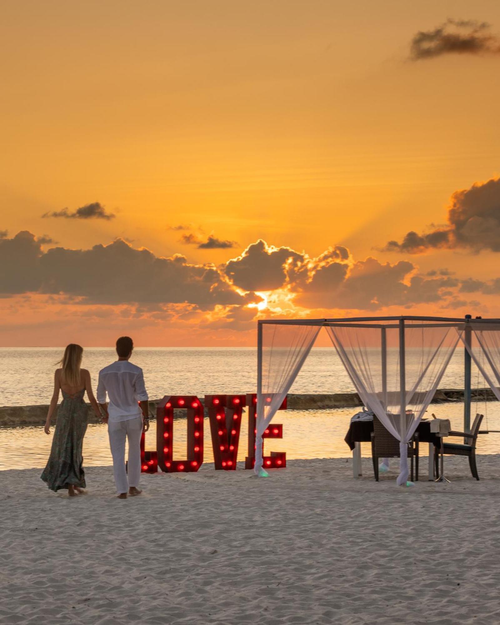 Ellaidhoo Maldives By Cinnamon Hangnaameedhoo Esterno foto